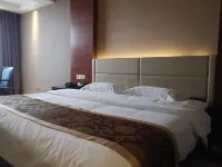 Hewitt Grand Hotel