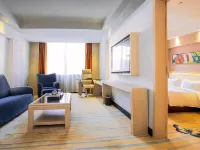Meihao Mingyue Hotel (Guangzhou Convention and Exhibition Center) Hotels near METRO (Guangzhou Tianhe Shopping Mall Shop)