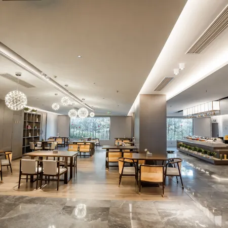 Ningqiang Xuannan Lijing Hotel