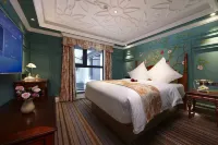 Yitel (Yangzhou Slender West Lake, Dongguan Street) - Balkoner