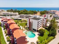 Topazio Vibe Beach Hotel & Apartments - Adults Friendly Отели рядом с достопримечательностью «Монтешору»