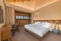 Puyuan fashion ancient town theme inn