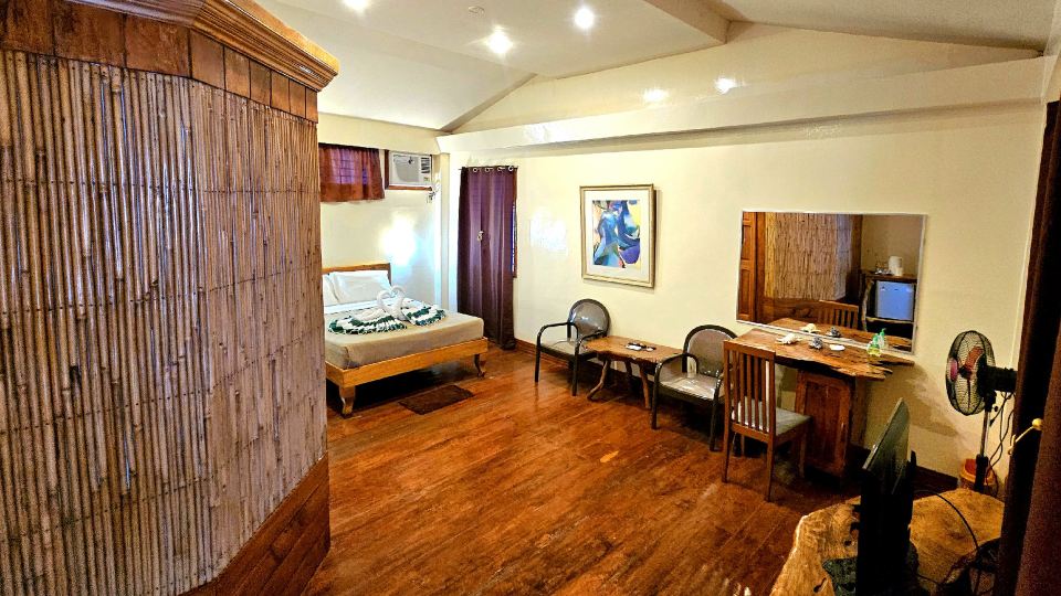 Cocoloco Beach Resort