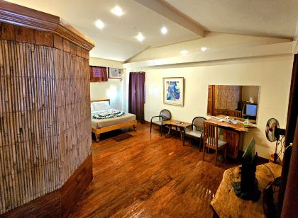 Cocoloco Beach Resort