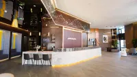 Homeinn Plus Hotel (Qiqihar High-speed Railway Station Hecheng Park) - Airport Shuttle