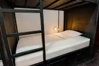 MAD Monkey Hostel Phnom Penh