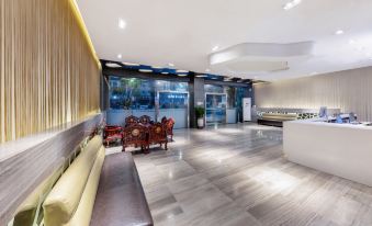 Yujian Light Luxury Apartment (Bao'an Passenger Transport Station Subway Station)