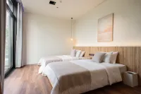 Xike Homestay (Donglinsi Branch) - balcony