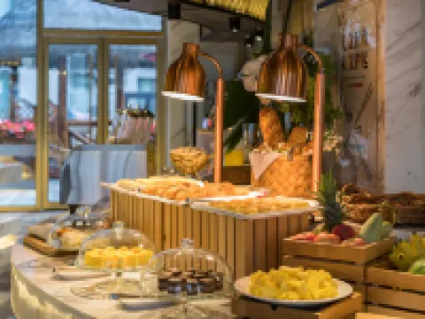 VOYAGE INTERNATIONAL HOTEL (Capital Airport New National Exhibition Store) Hotels in Beijing