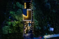 清淺·觀山泳池私湯民宿 鄰近西戎文化展廳（秦始皇兵馬俑博物館）的酒店