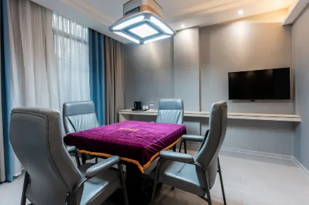 Xingfuli Boutique Hotel (Guilin North Railway Station) Отели рядом со станцией Guilin West Railway Station