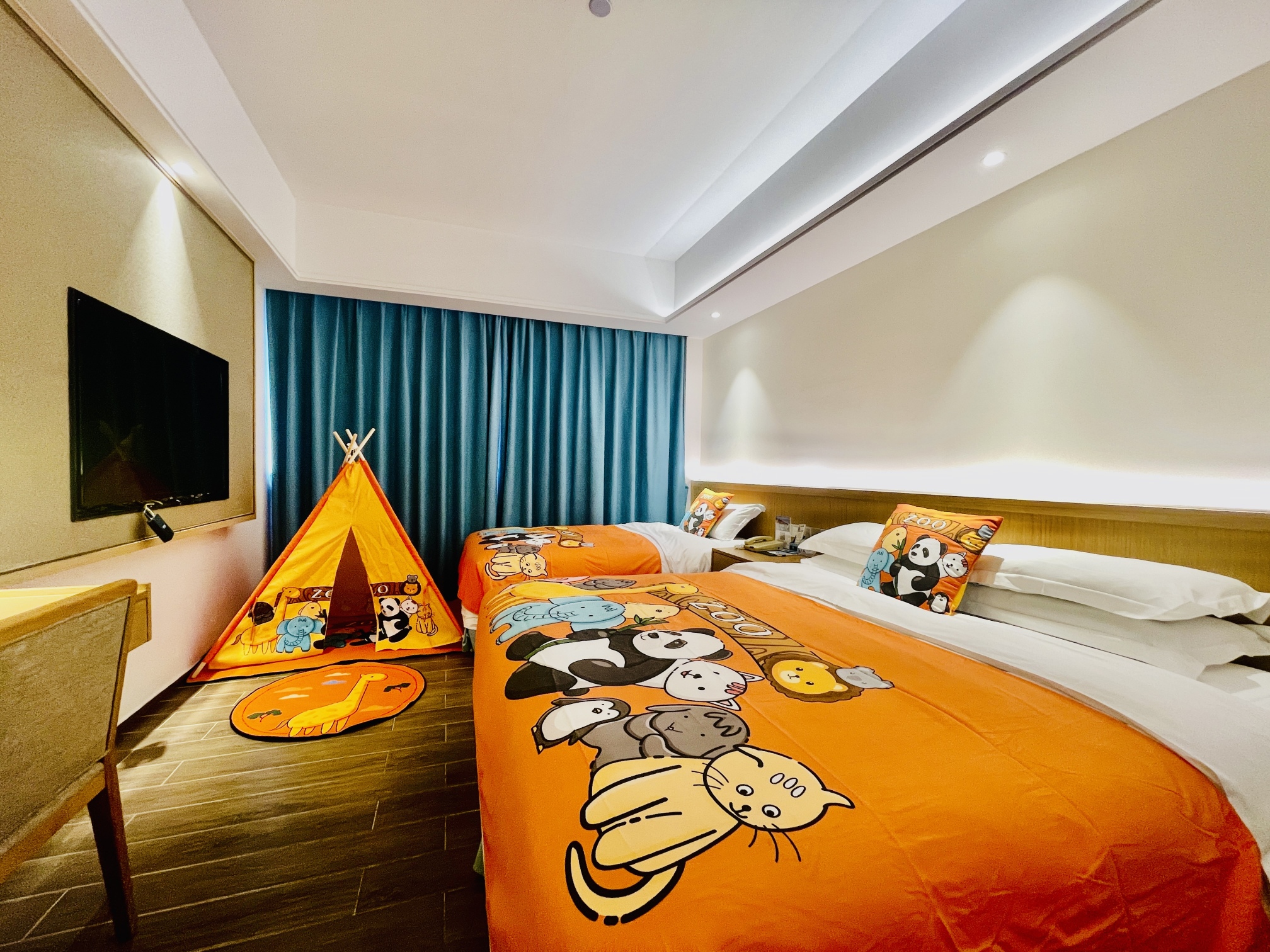 South China Hotel Sanya Over view