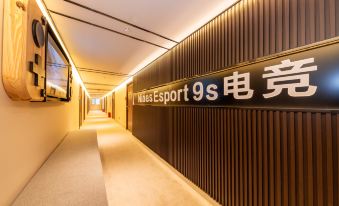9s Smart Electron Competition Hotel