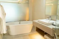 Amora Beach Resort Phuket - Balkon
