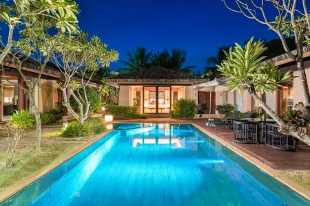 Floral Hotel·Perfume Bay Boa Mei Villa Hotel Отели рядом с достопримечательностью «Boundary Island»