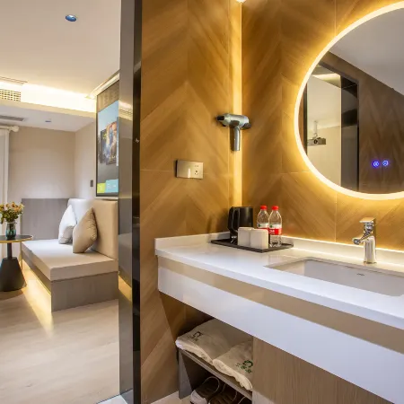 Likeyou Youth Travel Hotel (Spray Pool)