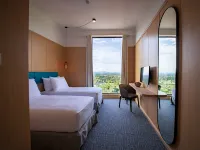 Holiday Palace Hotels in 