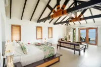 Lomani Island Resort – Adults Only Hotel a Malolo Lailai Island