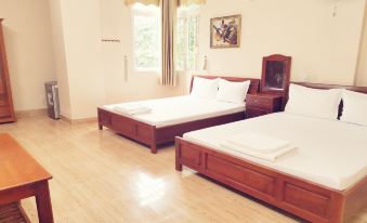 Cuc Phuong Hotel