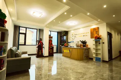 Qimengli Light Luxury Homestay (Yesanguan Town Shunjing Modern City Branch)