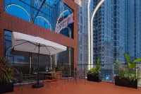 IS Chang E-sport Hotel (Wuyi Square IFS International Financial Center)