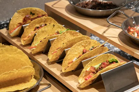 Atour X Hotel Wuhan Yellow Crane Tower Yangtze River Bridge Отели рядом с достопримечательностью «Wuhan Ferry Huanghelou Dock»