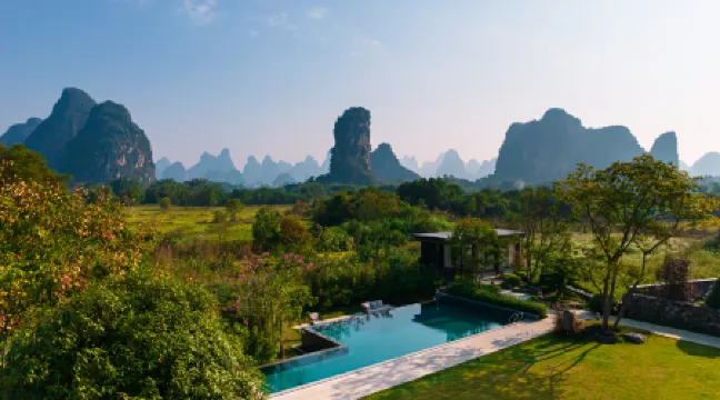 Julong Town Resort Hotel (Yulong River Store, Shili Gallery, Yangshuo)