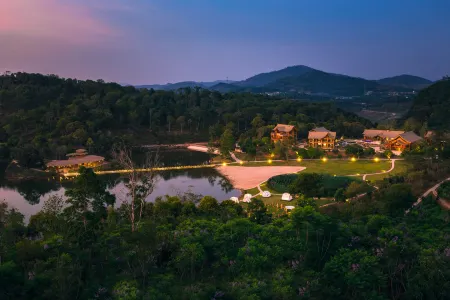 Lan Mei Shan Resort Hotel Отели рядом с достопримечательностью «Rhino Land of The Pu'Er National Park»