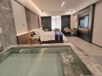 Qianjiang Hot Spring Hotel Hotels in Fengshun