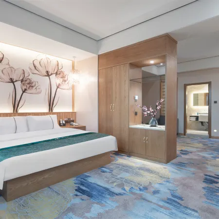 Fairyland Shangpin Hotel (Ruili Duobao City)