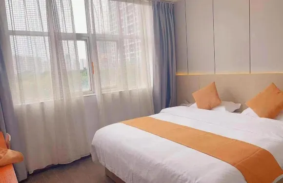 陽光99酒店（貴港馬草江生態公園東門店）