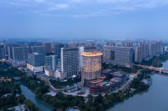 Hampton by Hilton Jiaxing Canal Отели в г. Цзясин