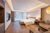 Fun House Diamond Hotel Hotels in Yuechi