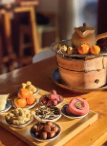 Floral Yuelaixi Chinese Inn (Suzhou Shiquan Street Sanyuanfang Subway Station)