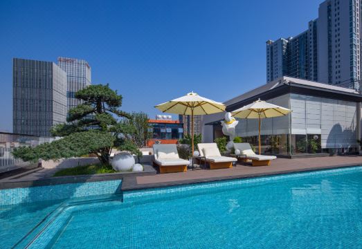 Xi Hotel (Changsha Wuyi Square IFS)