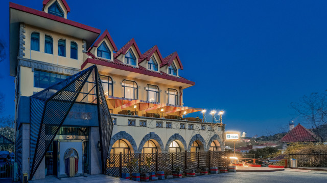 hotel