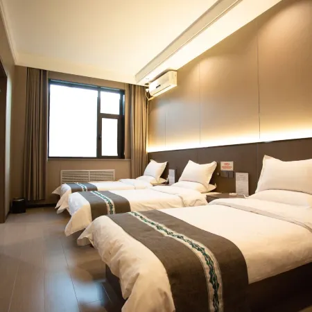 Huahai Tangquan Hotel