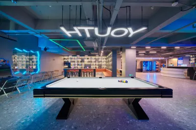 Lvxiao Erqing Hotel (West Lake Hubin Ding'an Road Subway Station) Hotels in 
