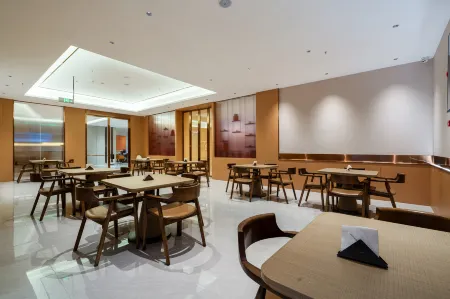 JOYINN Z HOTEL(Meishan East High-speed Railway Station San Su Temple ) Отели рядом со станцией Meishan East Railway Station