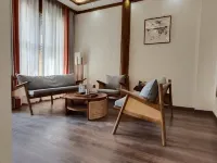 Shaxi Yishui Yifang Homestay