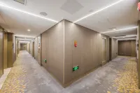 Whale Wars E-sports Hotel (Yuyao Railway Station) - Esports