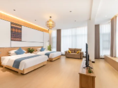 Yuntai Mountain Nashan Nashui Hotel (Zhengyun Expressway Exit) Hotels in Xiuwu