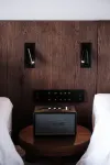 naked Home · Hemu Altay - 5-Star