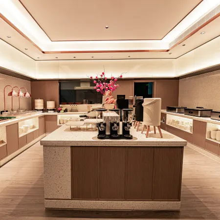 Country Inn & Suites by Radisson Hotel (Hangzhou Tonglu Zhongxin Guangchang)