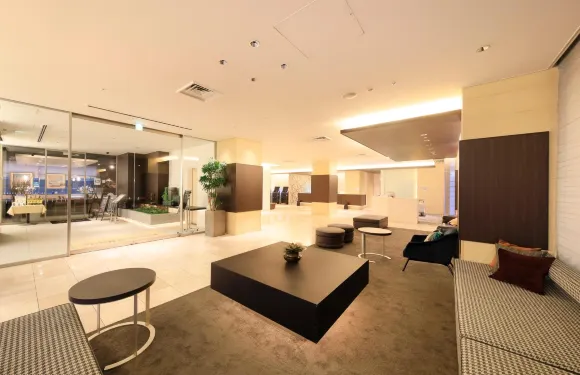 成田裡士滿酒店