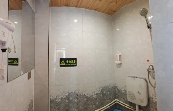 Zhangjiajie Hongchen Dielian Inn Отели рядом с достопримечательностью «улинъюань»