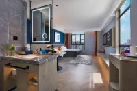 Ease Hotel · Zhi (Zhijiang Qixing Square Wuliu Park) Hotels in Zhijiang