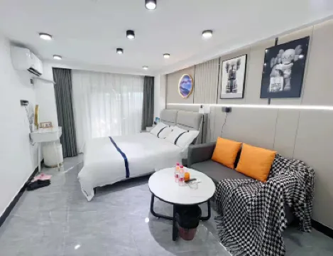 Yuni Light Luxury Apartment (Fuzhou Vientiane City) Hotel dekat Kuil Xichan