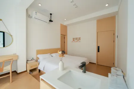 Runi Suoyuan Homestay (Guangwushan Scenic Area) Отели в г. Наньцзян