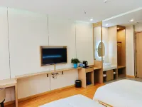 Aisan City Hotel โรงแรมในฝู่หยุน